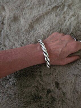 Silpada ( B0014)  .925 Sterling Silver Twisted Rope Cuff Bracelet